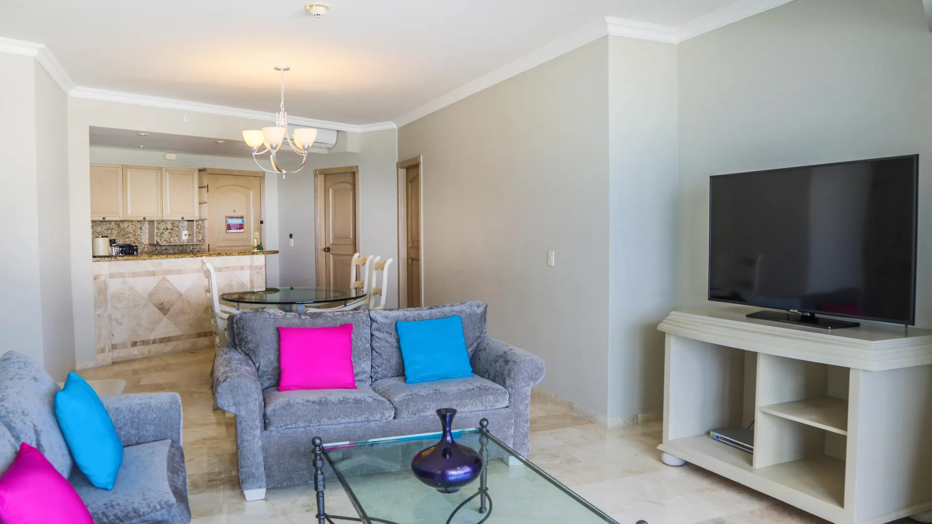 Курортный комплекс Sandos Cancun All Inclusive - Adults Only