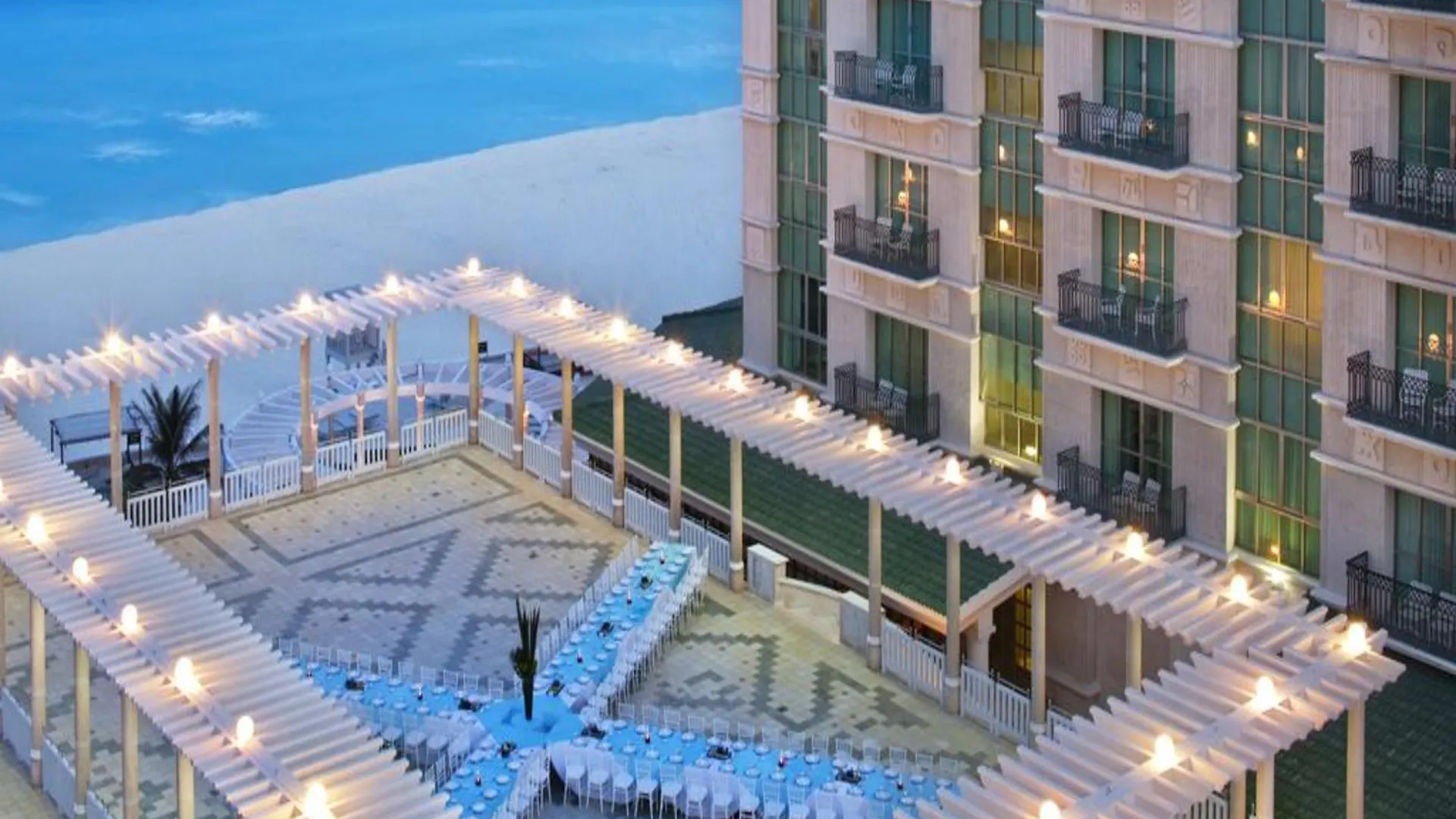 Курортный комплекс Sandos Cancun All Inclusive - Adults Only