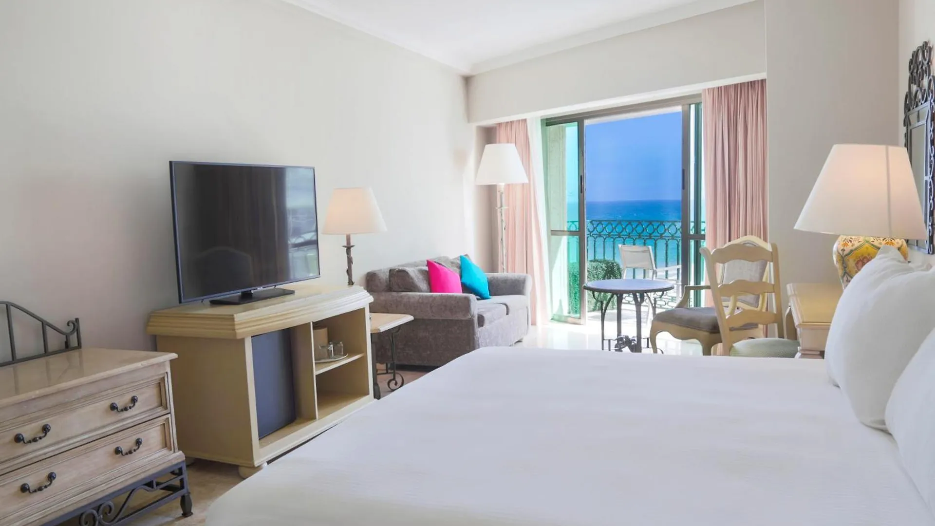 Hotel Sandos Cancun All Inclusive (Adults Only)